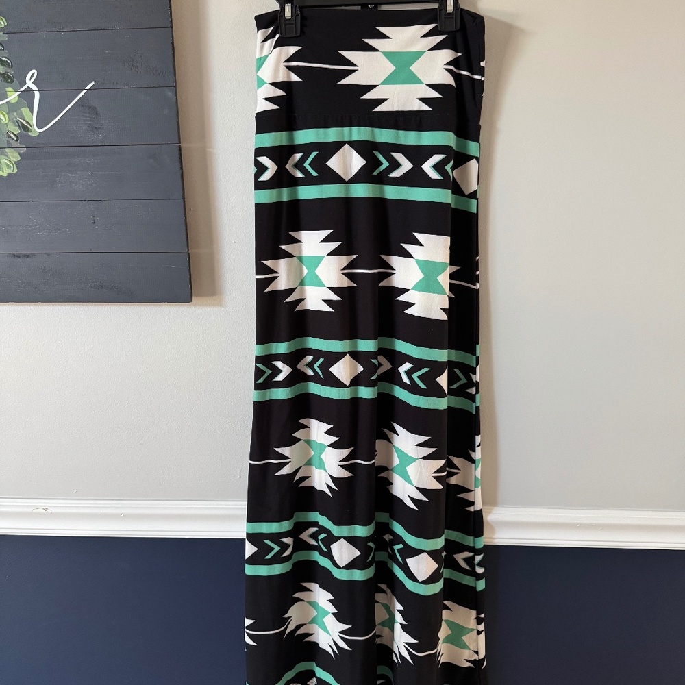 EEVE Aztec Maxi Skirt